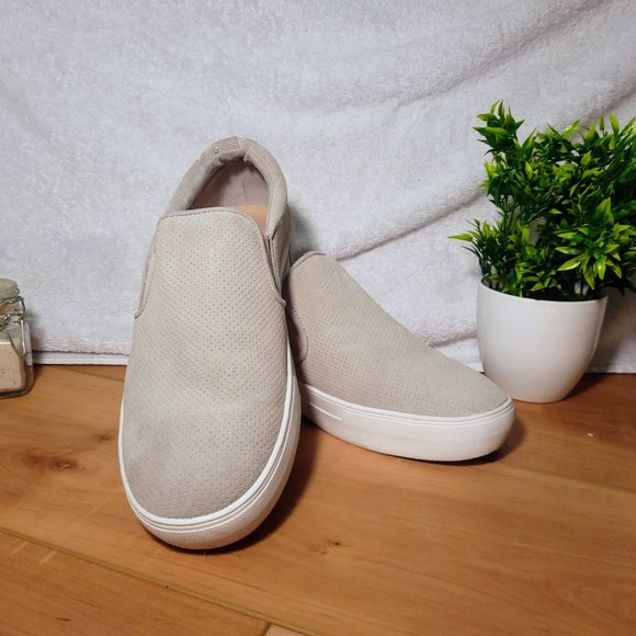 Serra- light grey slip on sneakers, size 10 (womens) - Picture 2 of 7